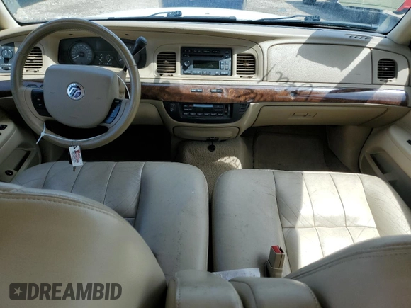 2008 Mercury Grand Marquis LS z VIN 2MEFM75V68X649535, wystawiony jako Copart lot #53817595 z przebiegiem 138 898 mil mil oraz Szkody całkowita. Historia ofert i sprzedaży dostępna na DreamBid. Obrazek 8.