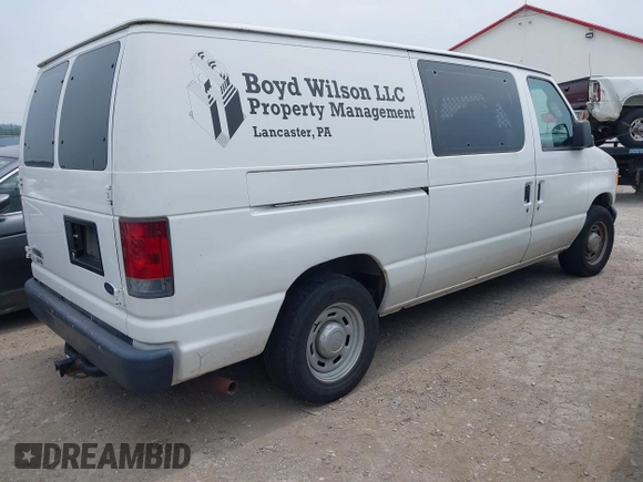 2006 Ford Econoline Cargo with VIN 1FTRE14WX6HB10268, listed as a IAAI auction lot 42502096 with 128,791 mi miles and . Bid and sale history available at DreamBid. Image 4.