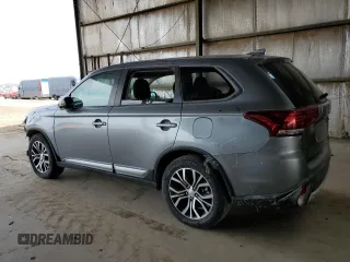 2018 Mitsubishi Outlander ES z VIN JA4AD2A36JJ002886, wystawiony jako Copart lot #58671765 z przebiegiem 221 639 mil mil oraz Czysty tytuł • Clean title. Historia ofert i sprzedaży dostępna na DreamBid. Obrazek 2.