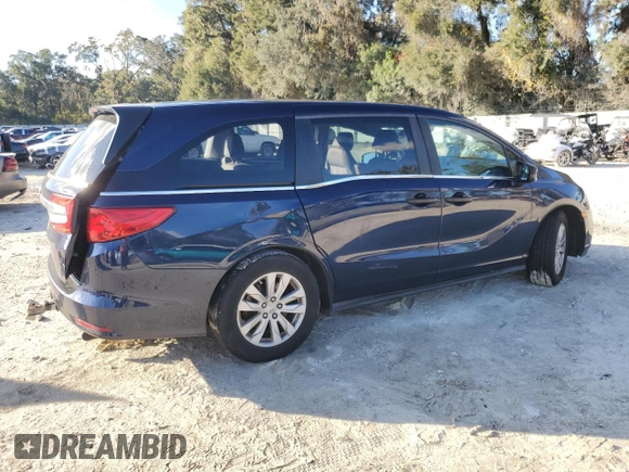 2018 Honda Odyssey LX with VIN 5FNRL6H2XJB085777, listed as a Copart auction lot 84414894 with 142,500 mi miles and Salvage Title. Bid and sale history available at carsss.com. Image 3.