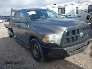 2012 Ram 2500 ST z VIN 3C6TD4HT2CG280731, wystawiony jako IAAI lot #42378566 z przebiegiem 430 075 mil mil oraz . Historia ofert i sprzedaży dostępna na DreamBid. Obrazek 1.