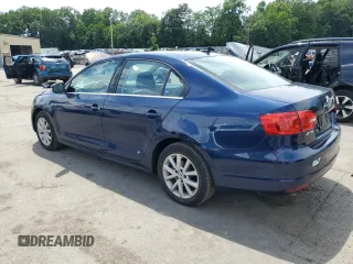 2013 Volkswagen Jetta SE with VIN 3VWDP7AJ3DM421904, listed as a Copart auction lot 63367515 with 98,523 mi miles and Salvage title. Bid and sale history available at DreamBid. Image 2.