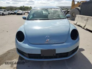 2014 Volkswagen Beetle 2.5L w/Sun with VIN 3VWJP7AT8EM633476, listed as a Copart auction lot 53447715 with 120,074 mi miles and Salvage Title. Bid and sale history available at DreamBid. Image 5.