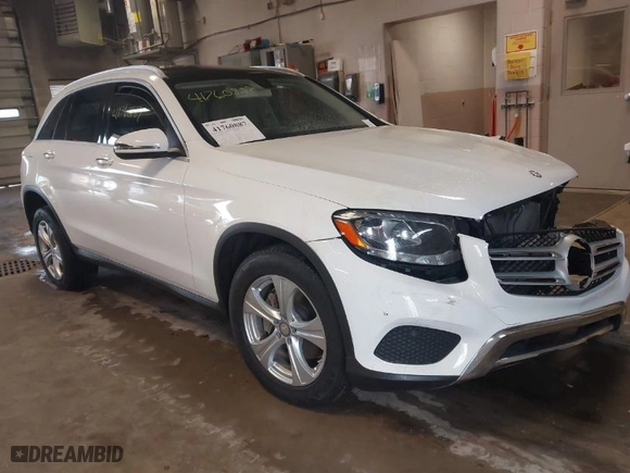 2016 Mercedes-Benz GLC with VIN WDC0G4KB8GF112354, listed as a IAAI auction lot 41760887 with 85,638 mi miles. Bid and sale history available at carsss.com. Image 1.