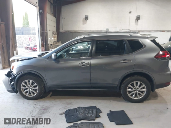 2018 Nissan Rogue SV z VIN JN8AT2MV4JW344365, wystawiony jako IAAI lot #42145147 z przebiegiem 95 634 mil mil oraz . Historia ofert i sprzedaży dostępna na DreamBid. Obrazek 14.