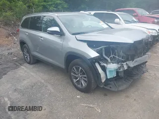 2019 Toyota Highlander SE with VIN 5TDKZRFH5KS563030, listed as a IAAI auction lot 42284651 with 104,291 mi miles and . Bid and sale history available at DreamBid. Image 1.