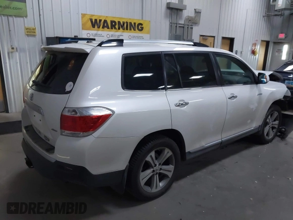 2012 Toyota Highlander Limited with VIN 5TDDK3EH9CS099043, listed as a IAAI auction lot 42108356 with 78,759 mi miles and . Bid and sale history available at DreamBid. Image 4.