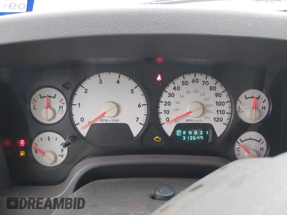 2006 Dodge 1500 SLT with VIN 1D7HA18246S583705, listed as a IAAI auction lot 42110246 with 313,649 mi miles and . Bid and sale history available at carsss.com. Image 7.