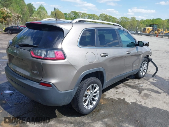 2019 Jeep Cherokee Latitude Plus with VIN 1C4PJLLB5KD184163, listed as a IAAI auction lot 41905051 with 247,574 mi miles. Bid and sale history available at carsss.com. Image 4.