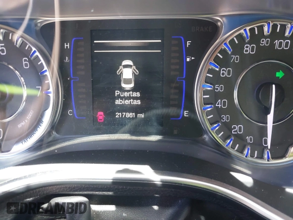 2015 Chrysler 200 Limited with VIN 1C3CCCAB8FN604000, listed as a IAAI auction lot 42026085 with 217,861 mi miles. Bid and sale history available at carsss.com. Image 7.