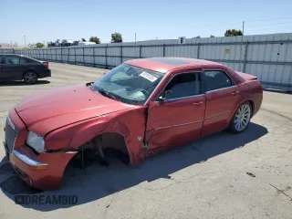 2007 Chrysler 300 C z VIN 2C3KA63H47H898140, wystawiony jako Copart lot #59191585 z przebiegiem 40 660 mil mil oraz Szkoda całkowita • Salvage title. Historia ofert i sprzedaży dostępna na DreamBid. Obrazek 1.