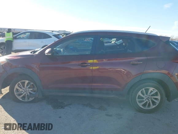 2016 Hyundai Tucson Sport with VIN KM8J33A24GU107371, listed as a IAAI auction lot 41223149 with 115,715 mi miles. Bid and sale history available at carsss.com. Image 14.