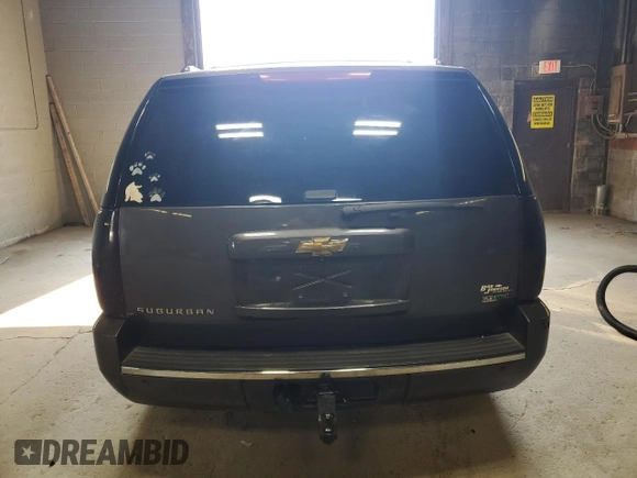 2010 Chevrolet Suburban LTZ with VIN 1GNUKKE39AR276692, listed as a Copart auction lot 75541044 with 175,889 mi miles and Salvage Title. Bid and sale history available at carsss.com. Image 6.