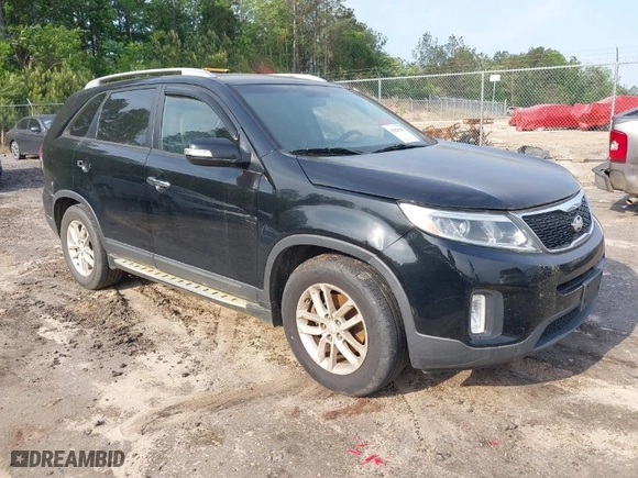 2014 Kia Sorento LX with VIN 5XYKT4A69EG518619, listed as a IAAI auction lot 42029285 with 187,976 mi miles. Bid and sale history available at carsss.com. Image 1.