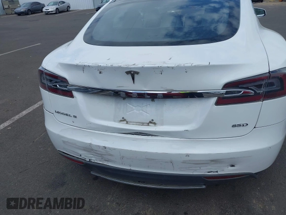 2016 Tesla Model S 90D with VIN 5YJSA1E21GF121962, listed as a IAAI auction lot 42130291 with 114,670 mi miles and . Bid and sale history available at DreamBid. Image 20.