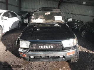 1997 Toyota 4Runner Limited with VIN JT3HN87R9V0073242, listed as a IAAI auction lot 41664630 with 189,225 mi miles. Bid and sale history available at carsss.com. Image 11.