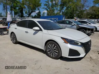 2023 Nissan Altima SV z VIN 1N4BL4DV6PN406736, wystawiony jako Copart lot #50531485 z przebiegiem 11 077 mil mil oraz Szkoda całkowita • Salvage title. Historia ofert i sprzedaży dostępna na DreamBid. Obrazek 4.