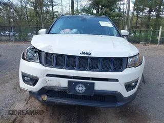2021 Jeep Compass Altitude с VIN 3C4NJDBB5MT543426, выставлен на аукционе IAAI как лот 42124318 с пробегом 53 341 миль миль и . История ставок и продаж доступна на DreamBid. Изображение 12.