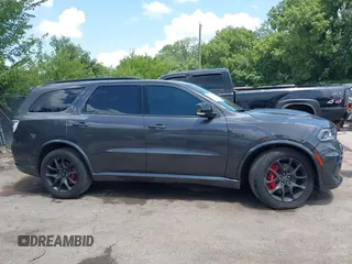 2024 Dodge Durango SRT 392 Plus z VIN 1C4SDJGJ3RC175355, wystawiony jako IAAI lot #42744390 z przebiegiem 8 956 mil mil oraz . Historia ofert i sprzedaży dostępna na DreamBid. Obrazek 12.