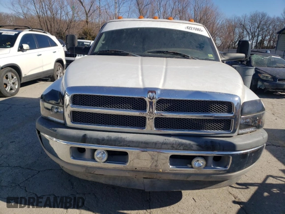 1999 Dodge 3500 with VIN 1B7MC3362XJ571424, listed as a Copart auction lot 42215965 with 248,410 mi miles and Clean title. Bid and sale history available at DreamBid. Image 5.