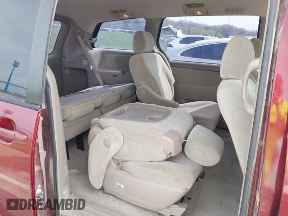 2006 Toyota Sienna CE with VIN 5TDZA23C96S560661, listed as a IAAI auction lot 41954886 with 272,937 mi miles. Bid and sale history available at carsss.com. Image 8.