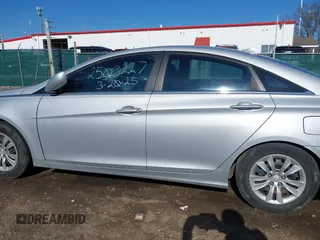 2011 Hyundai Sonata GLS with VIN 5NPEB4AC7BH256366, listed as a IAAI auction lot 41881465 with 184,161 mi miles and . Bid and sale history available at carsss.com. Image 14.