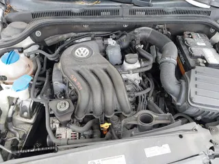2014 Volkswagen Jetta S z VIN 3VW2K7AJ0EM367470, wystawiony jako IAAI lot #42186375 z przebiegiem 118 715 mil mil oraz . Historia ofert i sprzedaży dostępna na DreamBid. Obrazek 10.