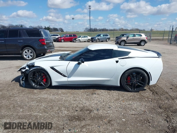2015 Chevrolet Corvette Z51 3LT z VIN 1G1YM2D74F5103775, wystawiony jako IAAI lot #41810409 z przebiegiem 29 000 mil mil oraz . Historia ofert i sprzedaży dostępna na DreamBid. Obrazek 14.