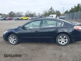 2008 Nissan Altima 2.5 SL with VIN 1N4AL21E98N459291, listed as a IAAI auction lot 41914738 with 240,091 mi miles. Bid and sale history available at carsss.com. Image 14.