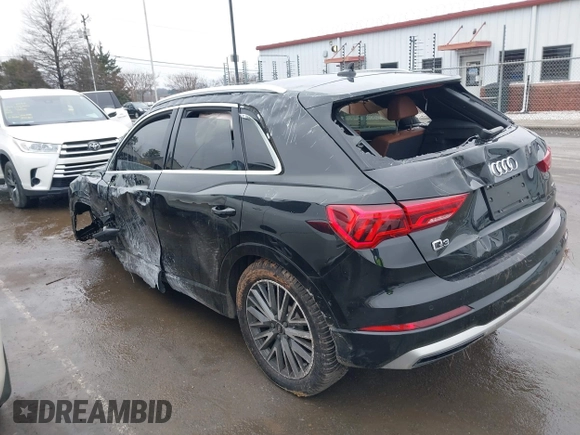 2021 Audi Q3 Premium with VIN WA1AUCF31M1131914, listed as a IAAI auction lot 41571543 with 35,477 mi miles and . Bid and sale history available at DreamBid. Image 3.