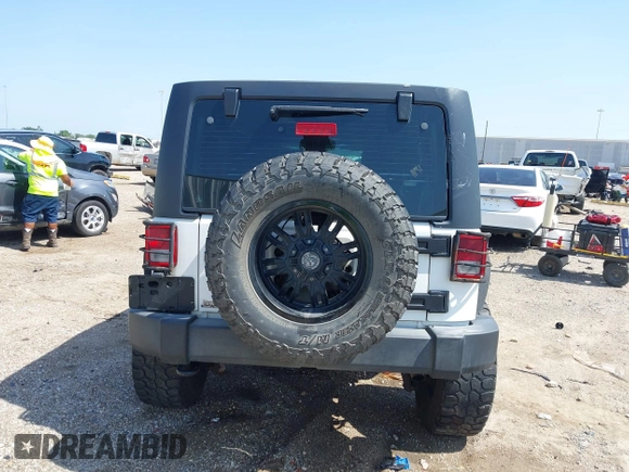 2017 Jeep Wrangler Unlimited Sport с VIN 1C4BJWDG4HL549310, выставлен на аукционе IAAI как лот 42205370 с пробегом 84 226 миль миль и . История ставок и продаж доступна на DreamBid. Изображение 16.