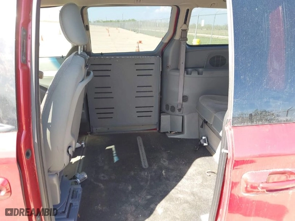 2006 Dodge Grand Caravan SE with VIN 1D4GP24R86B650340, listed as a IAAI auction lot 41890751 with 152,067 mi miles. Bid and sale history available at carsss.com. Image 8.