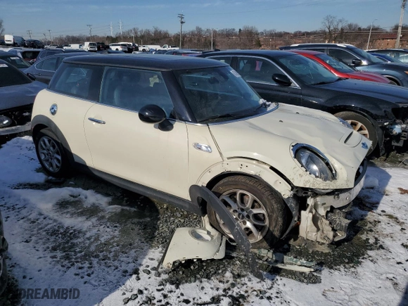 2014 MINI Cooper Hardtop S with VIN WMWXM7C51ET987715, listed as a Copart auction lot 87689985 with NaN miles and Salvage Title. Bid and sale history available at carsss.com. Image 4.