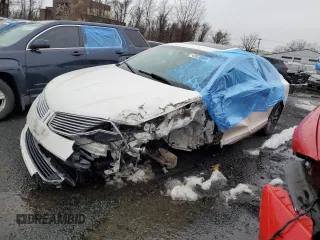 2013 Lincoln MKZ with VIN 3LN6L2G95DR805270, listed as a Copart auction lot 42072844 with Not Provided miles and Non Repairable. Bid and sale history available at DreamBid. Image 1.