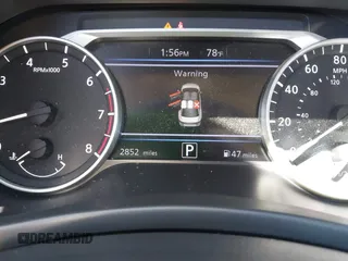2025 Nissan Sentra SR with VIN 3N1AB8DV0SY261305, listed as a IAAI auction lot 41867301 with 2,852 mi miles and . Bid and sale history available at DreamBid. Image 16.