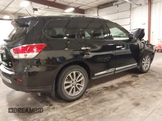 2015 Nissan Pathfinder SV z VIN 5N1AR2MM9FC632565, wystawiony jako IAAI lot #42250526 z przebiegiem 132 996 mil mil oraz . Historia ofert i sprzedaży dostępna na DreamBid. Obrazek 4.