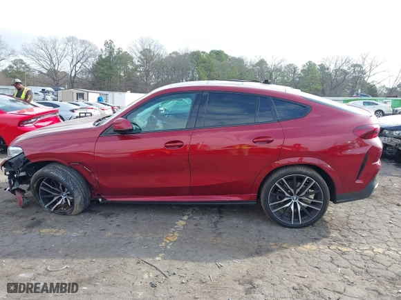 2022 BMW X6 xDrive40i with VIN 5UXCY6C02N9N38589, listed as a IAAI auction lot 41450102 with 1 mi miles. Bid and sale history available at carsss.com. Image 14.