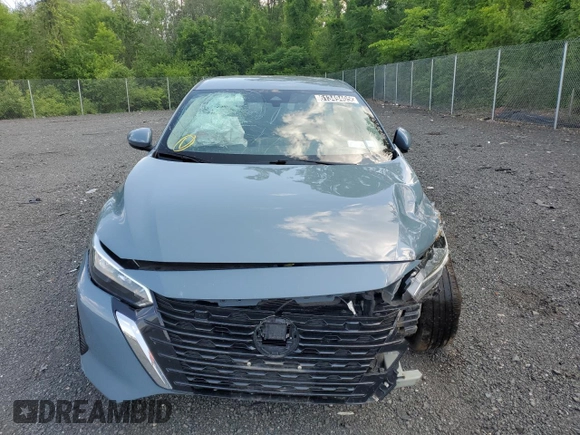 2024 Nissan Sentra SV z VIN 3N1AB8CV2RY212408, wystawiony jako Copart lot #61349405 z przebiegiem 24 175 mil mil oraz Nie do naprawy • Non repairable. Historia ofert i sprzedaży dostępna na DreamBid. Obrazek 5.