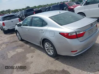 2013 Lexus ES 300h with VIN JTHBW1GG8D2026600, listed as a IAAI auction lot 42418702 with 114,652 mi miles and . Bid and sale history available at DreamBid. Image 3.