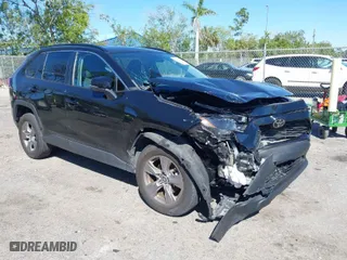 2022 Toyota RAV4 XLE with VIN 2T3W1RFV5NC180241, listed as a IAAI auction lot 41774074 with 63,902 mi miles. Bid and sale history available at carsss.com. Image 1.