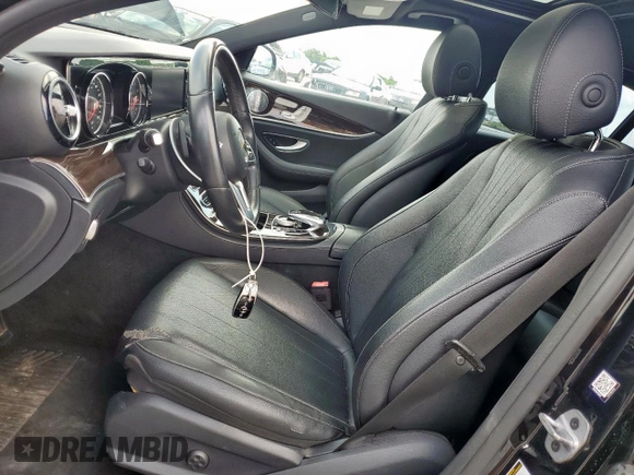2019 Mercedes-Benz E-Class E 300 with VIN WDDZF4JB8KA587807, listed as a Copart auction lot 51324935 with 96,527 mi miles and Clean Title. Bid and sale history available at carsss.com. Image 7.
