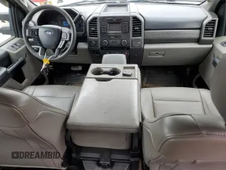 2018 Ford F-350 with VIN 1FD8W3E66JEC48883, listed as a Copart auction lot 44500174 with 204,881 mi miles and Salvage title. Bid and sale history available at DreamBid. Image 8.