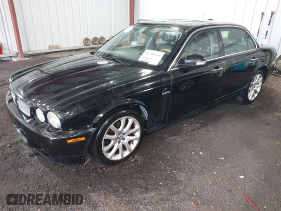 2009 Jaguar XJ 8 LWB with VIN SAJWA79B29SH31572, listed as a IAAI auction lot 42138154 with 147,500 mi miles and . Bid and sale history available at DreamBid. Image 17.