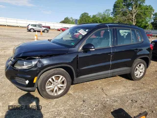 2017 Volkswagen Tiguan S z VIN WVGBV7AX4HK020276, wystawiony jako Copart lot #55735985 z przebiegiem 103 735 mil mil oraz Szkoda całkowita • Salvage title. Historia ofert i sprzedaży dostępna na DreamBid. Obrazek 1.
