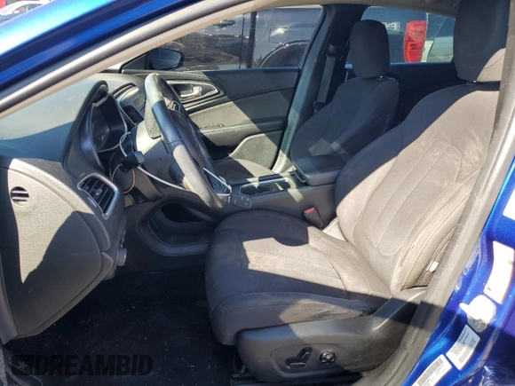 2015 Chrysler 200 Limited z VIN 1C3CCCAB6FN680234, wystawiony jako Copart lot #46228605 z przebiegiem 280 714 mil mil oraz Szkoda całkowita • Salvage title. Historia ofert i sprzedaży dostępna na DreamBid. Obrazek 7.