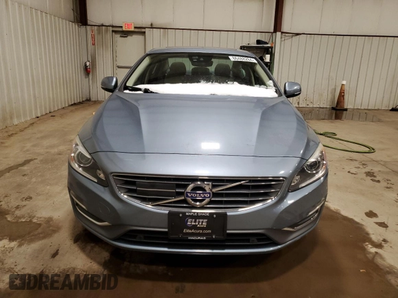 2017 Volvo S60 Inscription Platinum with VIN LYV402TM4HB153636, listed as a Copart auction lot 86488284 with 87,333 mi miles and Salvage Title. Bid and sale history available at carsss.com. Image 5.