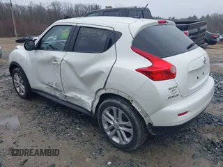 2013 Nissan Juke SV with VIN JN8AF5MV8DT227497, listed as a IAAI auction lot 41954244 with 149,627 mi miles. Bid and sale history available at carsss.com. Image 3.