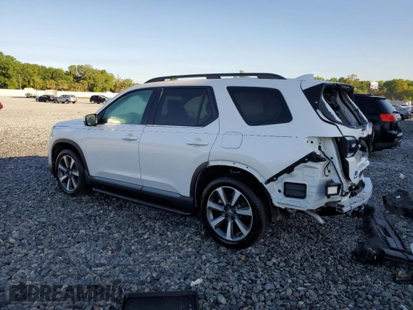 2024 Honda Pilot Elite with VIN 5FNYG1H81RB043050, listed as a Copart auction lot 49341735 with 10,782 mi miles and Salvage Title. Bid and sale history available at carsss.com. Image 2.