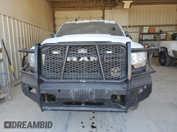 2022 Ram 2500 Tradesman with VIN 3C6UR5HL7NG335589, listed as a Copart auction lot 74685474 with 59,901 mi miles and Salvage title. Bid and sale history available at DreamBid. Image 5.