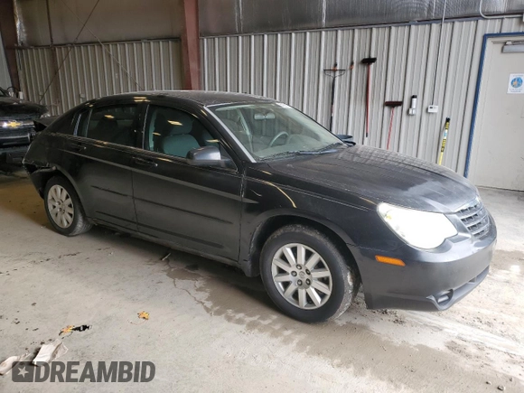 2008 Chrysler Sebring LX z VIN 1C3LC46KX8N186525, wystawiony jako Copart lot #51931615 z przebiegiem 208 701 mil mil oraz Nie do naprawy • Non repairable. Historia ofert i sprzedaży dostępna na DreamBid. Obrazek 4.
